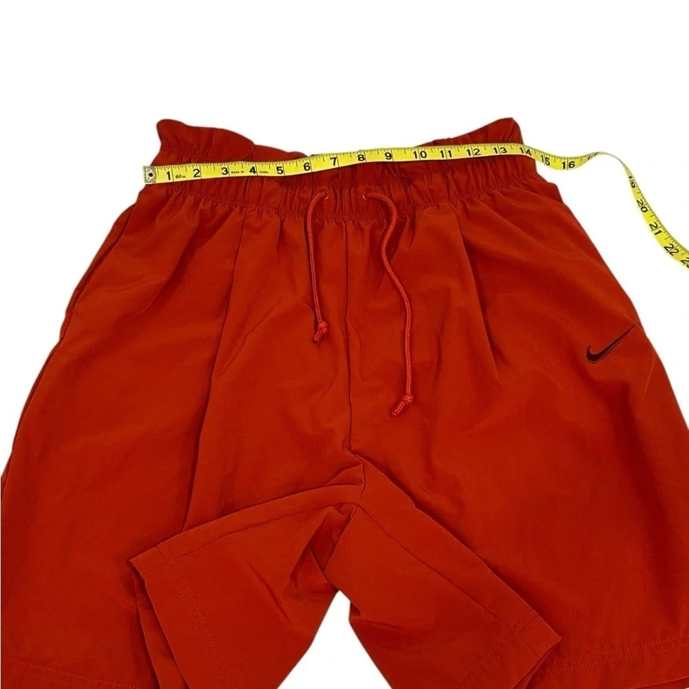 Nike High Rise Woven Shorts Womens M Everyday Modern Loose Fit Burnt Orange